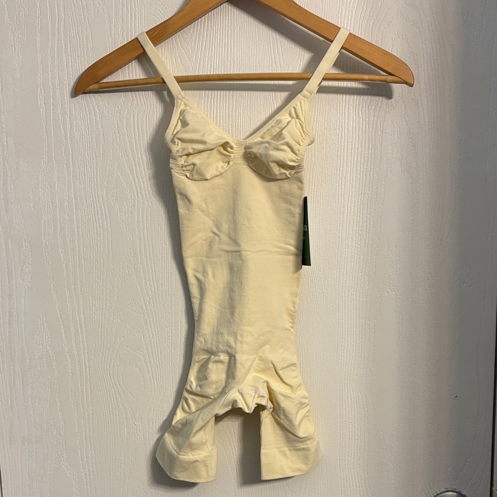 HALARA Soft Yellow Shapewear Bodysuit